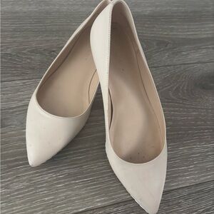 Nine West Beige Women's Leather Loafers - Size 6